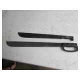2 machetes