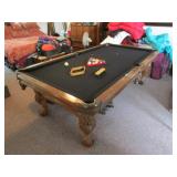 World of Liesure oak pool table w/claw feet