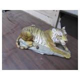 tiger figurine