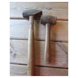 2 mallets