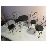 doll size ice cream table w/chairs