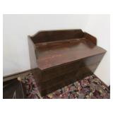bench/shoe box