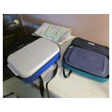 2 baking dishes & carriers