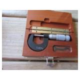 brown & sharpe micrometer w/wood box