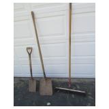 2 shovels & pushbroom