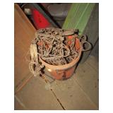 bucket of traps
