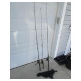 3 fishing poles & fishing net