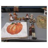 thanksgiving salt n peppers & decorations