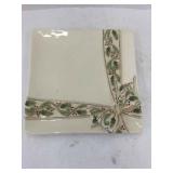 SQUARE CHRISTMAS BOW SERVING PLATE