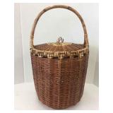 TALL WICKER BASKET W/ LID & BAMBOO HANDLE