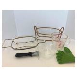MIXED PYREX / CORNING MEASURE / SEVING LOT MIXED PYREX / CORNING MEASURE / SEVING LOT