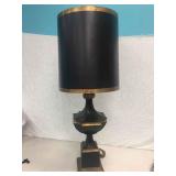 LARGE BLACK & GOLD HOLLYWOOD REGENCY LAMP LARGE BLACK & GOLD HOLLYWOOD REGENCY LAMP