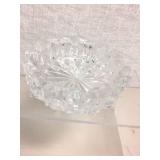 LARGE VINTAGE CRYSTAL ASHTRAY