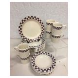 HARTSTONE POTTERY DISH SET