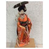 VINTAGE GEISHA GIRL FIGURE WITH HAT