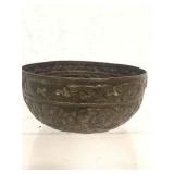 INDIAN BRASS BOWL WITH BEAUTIFUL DETAIL & FIGURES