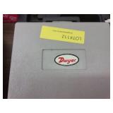 Dwyer Slack-2 Mano Meter