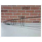 GARDEN CAGES & YARD DECORATIONS