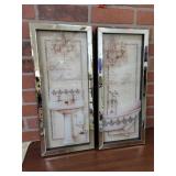 2 DECORATIVE BATHROOM WALL HANGINGS