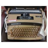 SMITH - CORONA CORNET VINTAGE TYPEWRITER