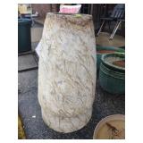 pair of 21" planters