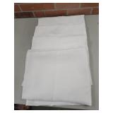 Lot of 4 Table Cloth