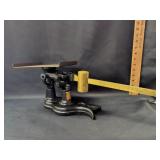 brass and iron Howe scale