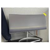 LG 34' curved monitor