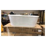 Woodbridge Free Standing Bath Tub