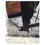 Outdoor Plastic Step 19 1/4" x15 1/2"