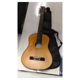 HUAWIND Youth-size 6 String Guitar