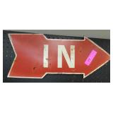 Metal IN Arrow, 24x10"