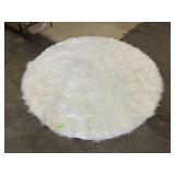 fuzzy white area rug