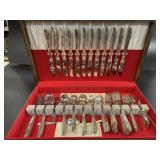 Cased set of silverplate flatware William Rogers