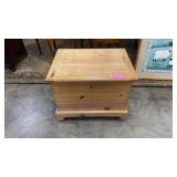 Hinged Top Pine Box, 24"x18"x19"