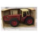 ERTL International 2+2 Tractor. Die cast.