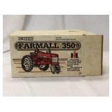 ERTL Farmall 350. Die cast. 1/16 scale