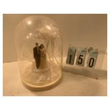 Couple wedding topper