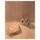 5 pkgs of 50 doilies