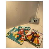 3 cake decorating books