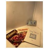 3 cake decorating books