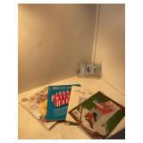 4 cake decorating books