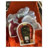 6 assorted plastic baking forms