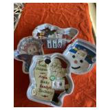 4 assorted cake pans