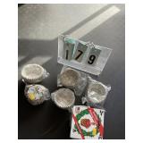 6 pkgs of 25 cupcake liners