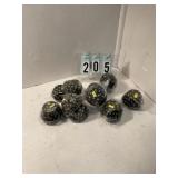 10 pkgs of 25 cupcake liners