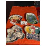 4 assorted cake baking pans