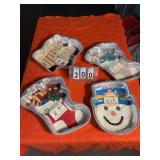 4 assorted cake baking pans