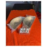 2 pice 16" round cake baking pans