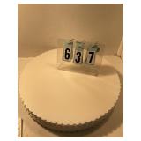 12 ct 16" scalloped  cake boards